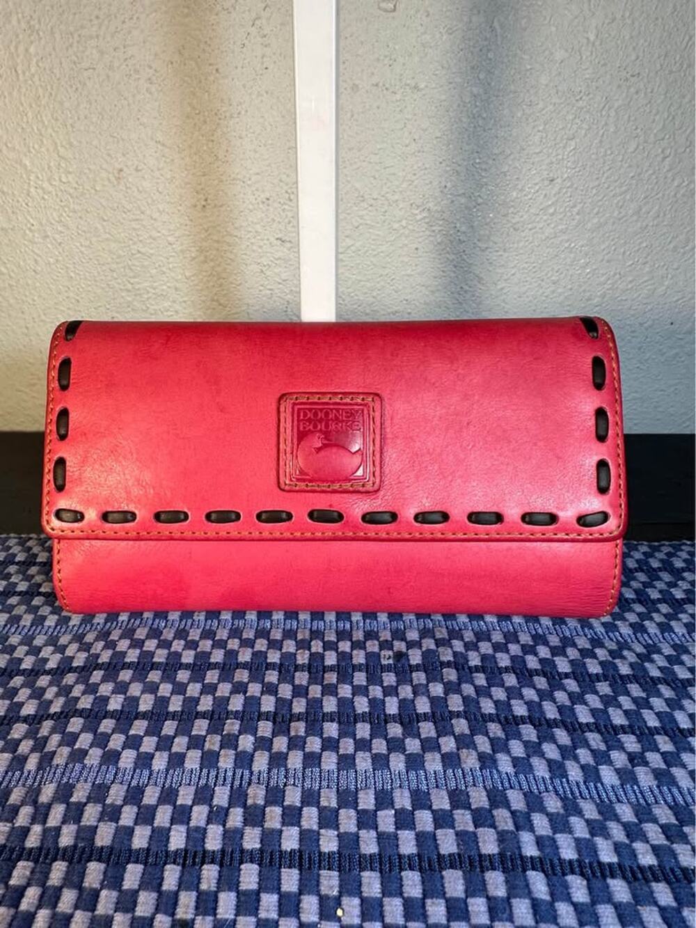 Dooney & Bourke Florentine Continental Clutch Wallet – Raspberry/Fuchsia Pink